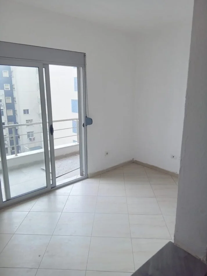 Durres, shitet apartament 1+1+Ballkon Kati 5, 57 m² 58.000 €