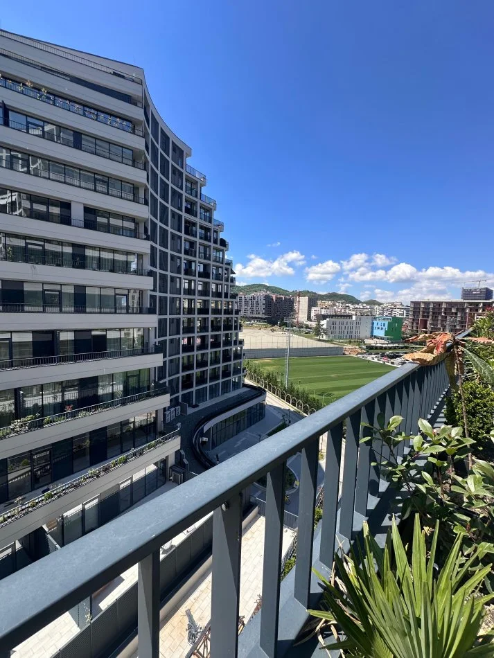 Tirane, jepet me qera apartament 1+1+Aneks+Ballkon , 87 m² 1.500 € (Lake View Residence, Rruga e Kosovareve)