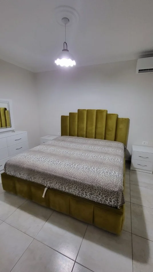 Tirane, jepet me qera apartament 2+1 Kati 2, 110 m² 600 € (Rruga e Elbasanit)
