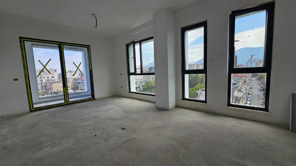 Tirane, shitet apartament 2+1 Kati 5, 109 m² 326.400 € (SQUARE 21)