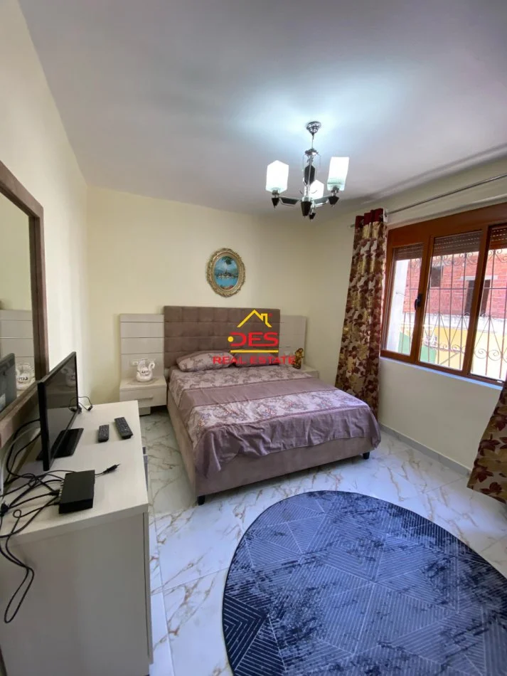 Vlore, shitet apartament 1+1+Ballkon Kati 2, 50 m² 68.000 € (Rruga Mustafa Bello)