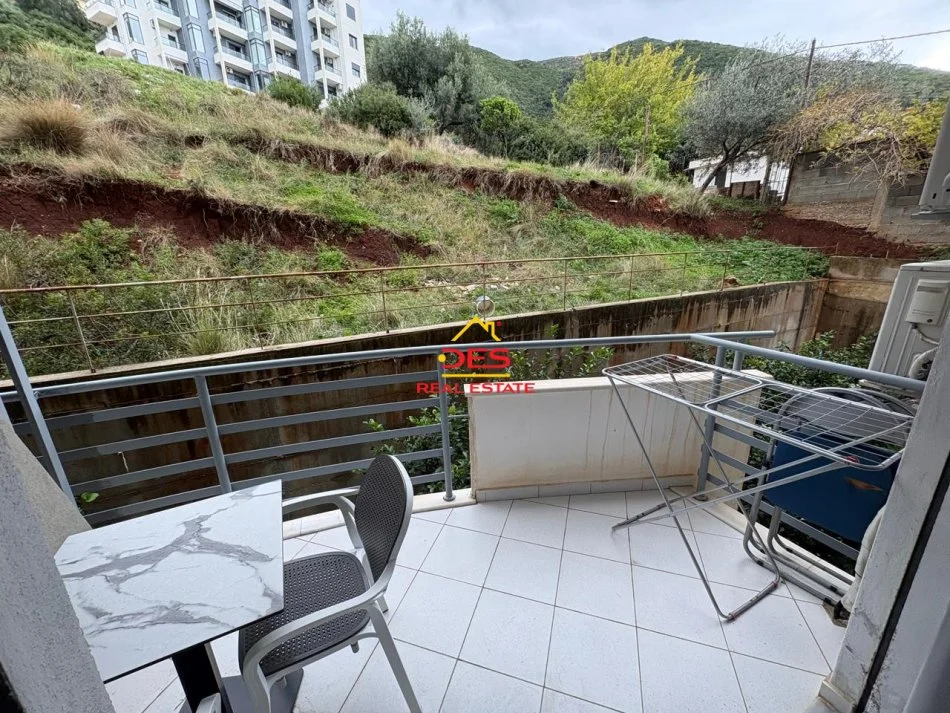 Vlore, shitet apartament 1+1+Ballkon Kati 2, 60 m² 96.000 € (Rruga Stefan Pano)
