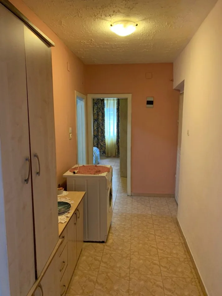 Tirane, jepet me qera apartament 1+1 Kati 5, 60 m² 400 € (rruga Qemal Stafa)