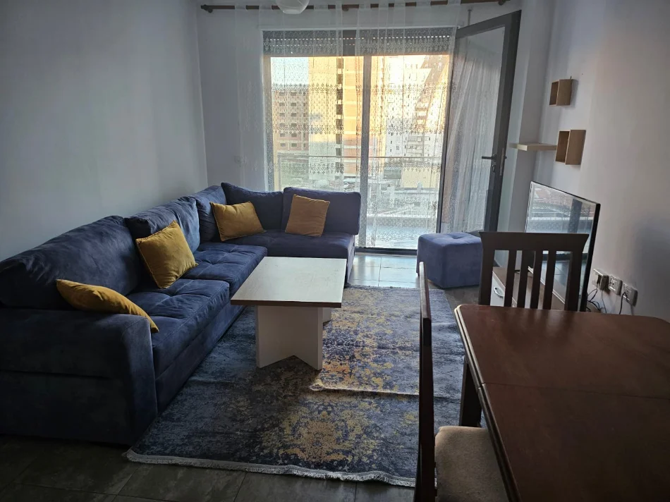 Tirane, jepet me qera apartament 2+1 Kati 4, 80 m² 550 € (Kompleksi Alba tek Ish Parku)