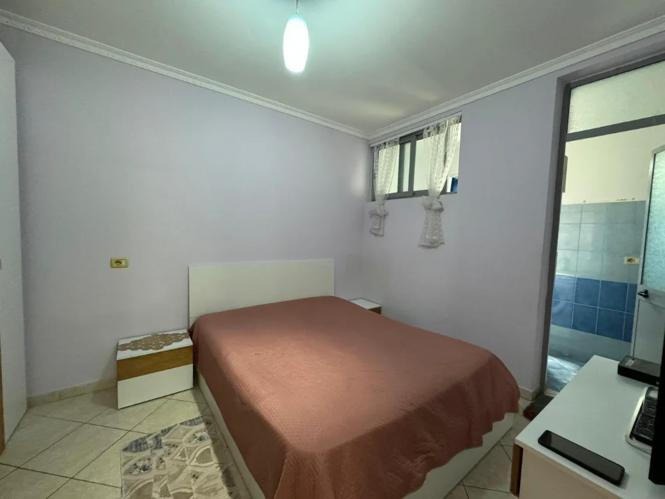 Tirane, shitet apartament 2+1 , 78 m² 