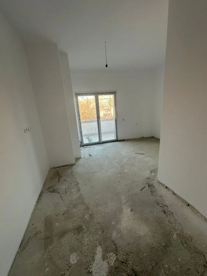 Tirane, shitet apartament 2+1 , 148 m² 369.000 € (Ali demi)