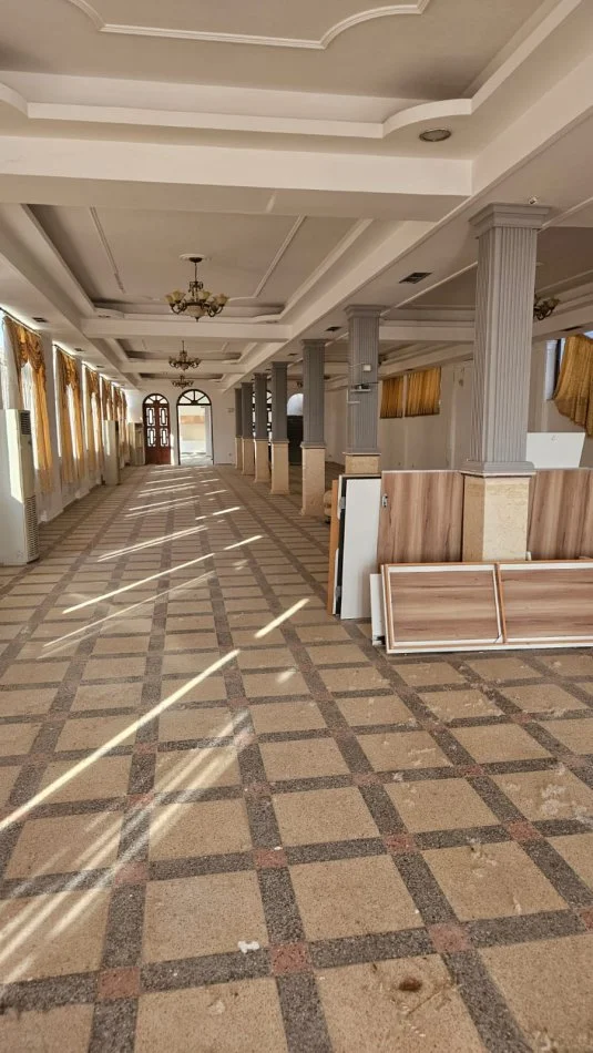 Shkoder, jepet me qera lokal Kati 0, 1.000 m² 1.000 € (bahcallek)