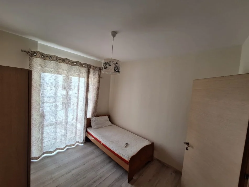 Tirane, shitet apartament 2+1+Ballkon Kati 4, 99 m² 205.000 € (kopshti zoologjik)