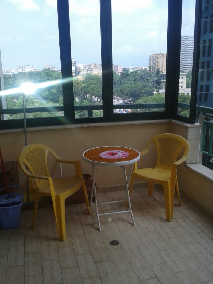 Tirane, jepet me qera apartament 2+1 Kati 7, (Donika Kastrioti)