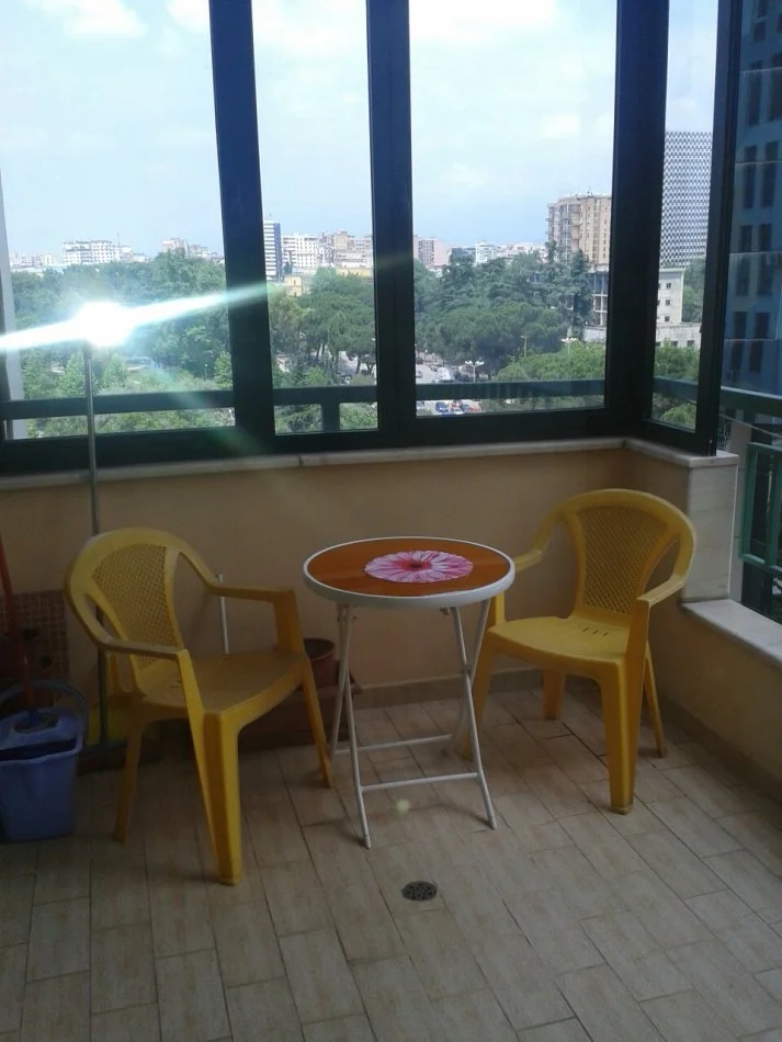 Tirane, jepet me qera apartament 2+1 Kati 7, (Donika Kastrioti)