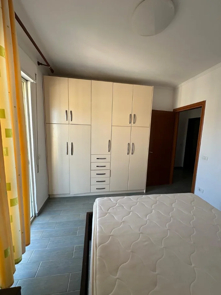 Tirane, shitet apartament 1+1 Kati 7, 60 m² 139.000 € (Rruga Shkelqim Fusha)