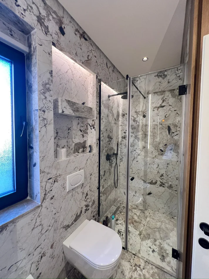 Tirane, jepet me qera apartament 1+1 Kati 1, 700 € 