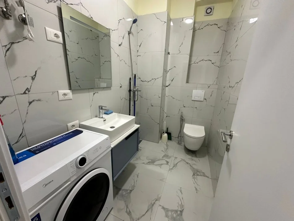Apartament me Qera 1+1  Tek Brryli