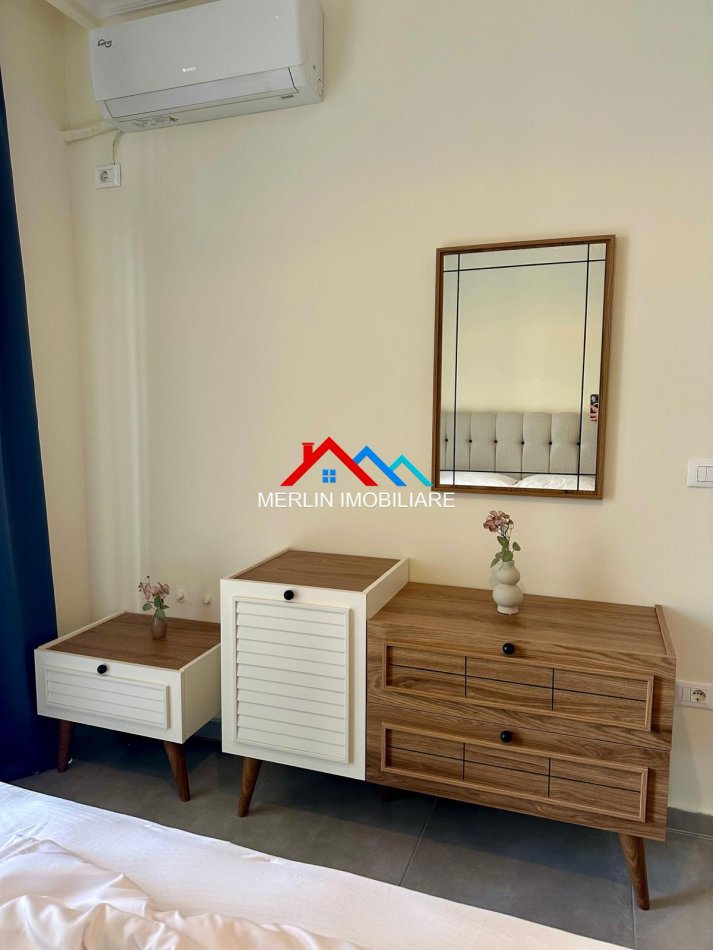 Tirane, jepet me qera apartament 1+1+Ballkon Kati 1, 70 m² 650 € (BULEVARDI I RI)