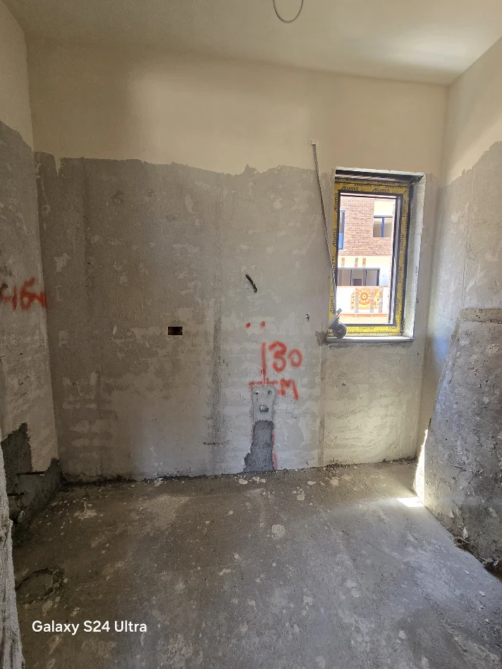 Tirane, shitet apartament 3+1 Kati 2, 231 m² 360.000 € (Kodra diellit 2)