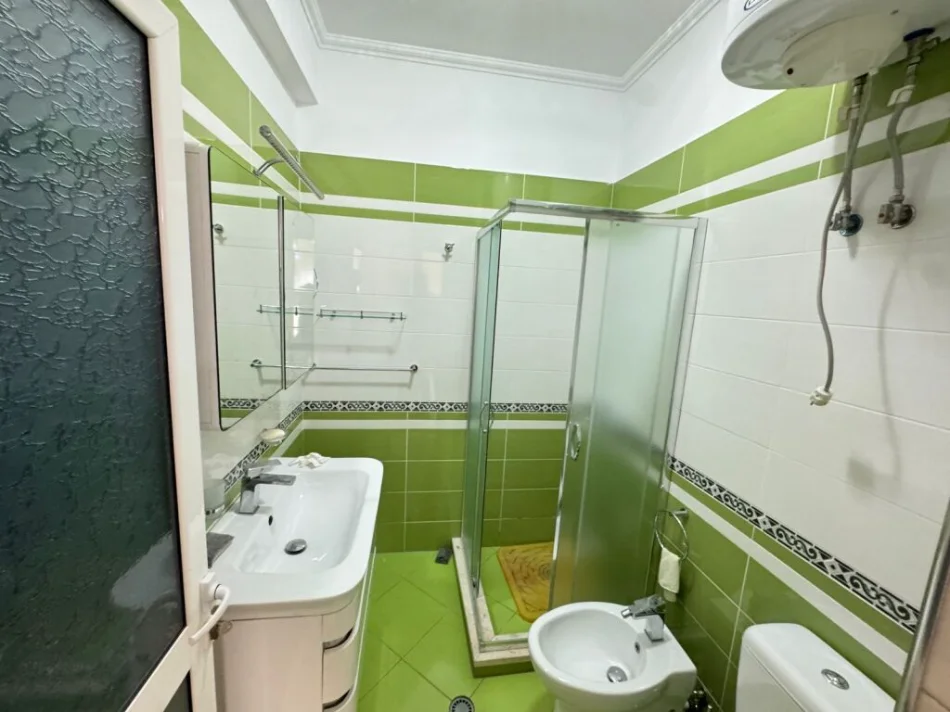 Tirane, shitet apartament 2+1+Aneks+Ballkon Kati 5, 94 m² 258.000 € (Kopshti Zoologjik)