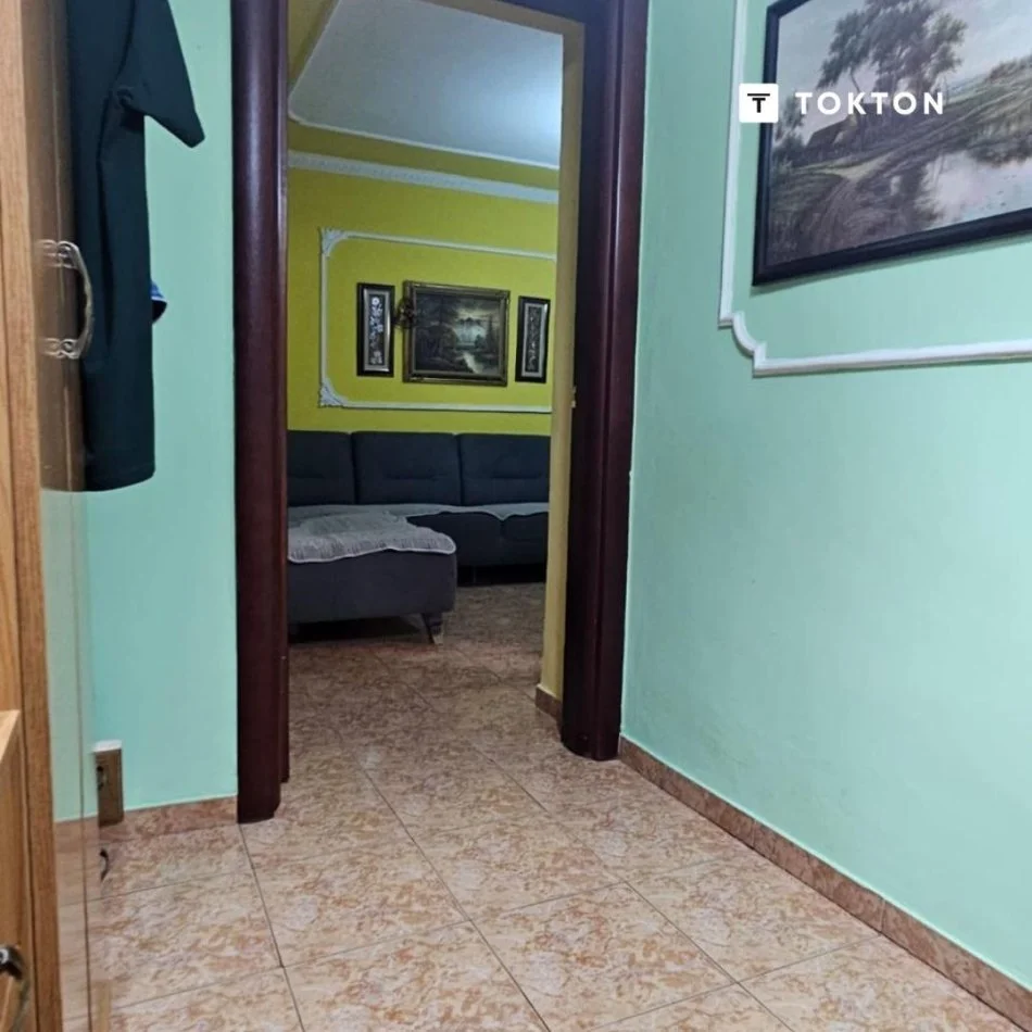 Tirane, shitet apartament 2+1 Kati 1, 75 m² 77.000 € (Kinostudio)