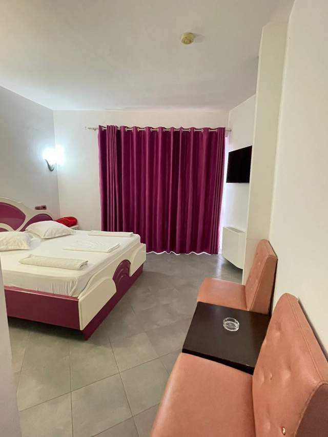 Tirane, shitet hotel Kati 4, 800 m² 900.000 Euro (Vaqarr)