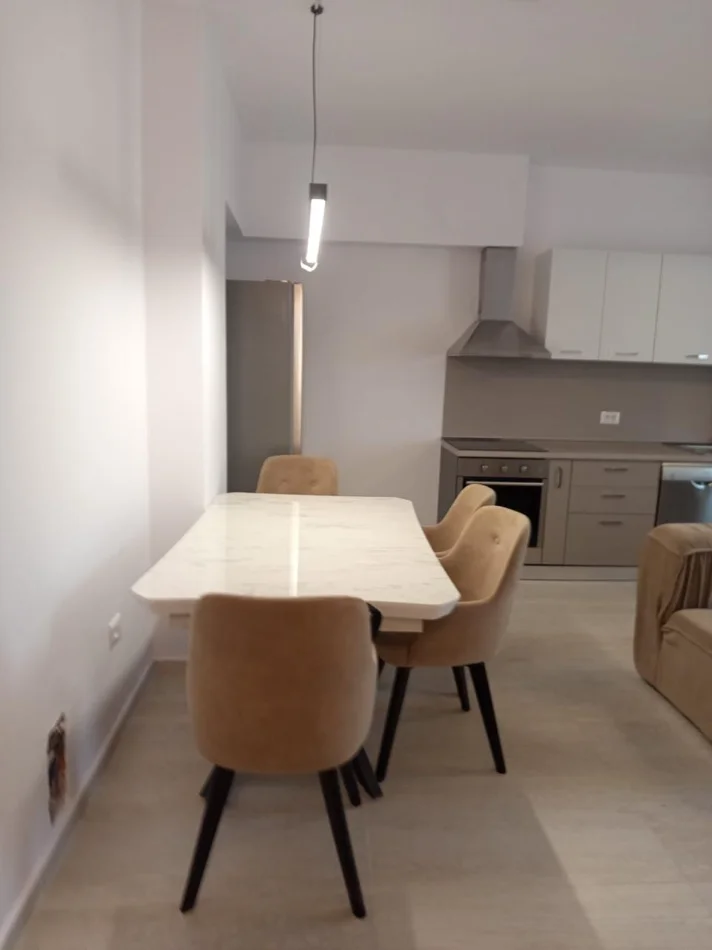Tirane, jepet me qera apartament 2+1 Kati 3, 83 m² 650 € (RRUGA DRITAN HOXHA)