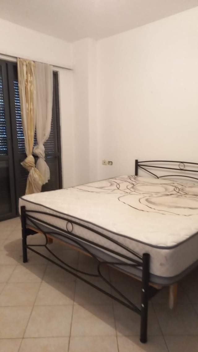 Tirane, jepet me qera apartament 1+1+BLK Kati 4, 60 m² 35000 Leke (Astir)