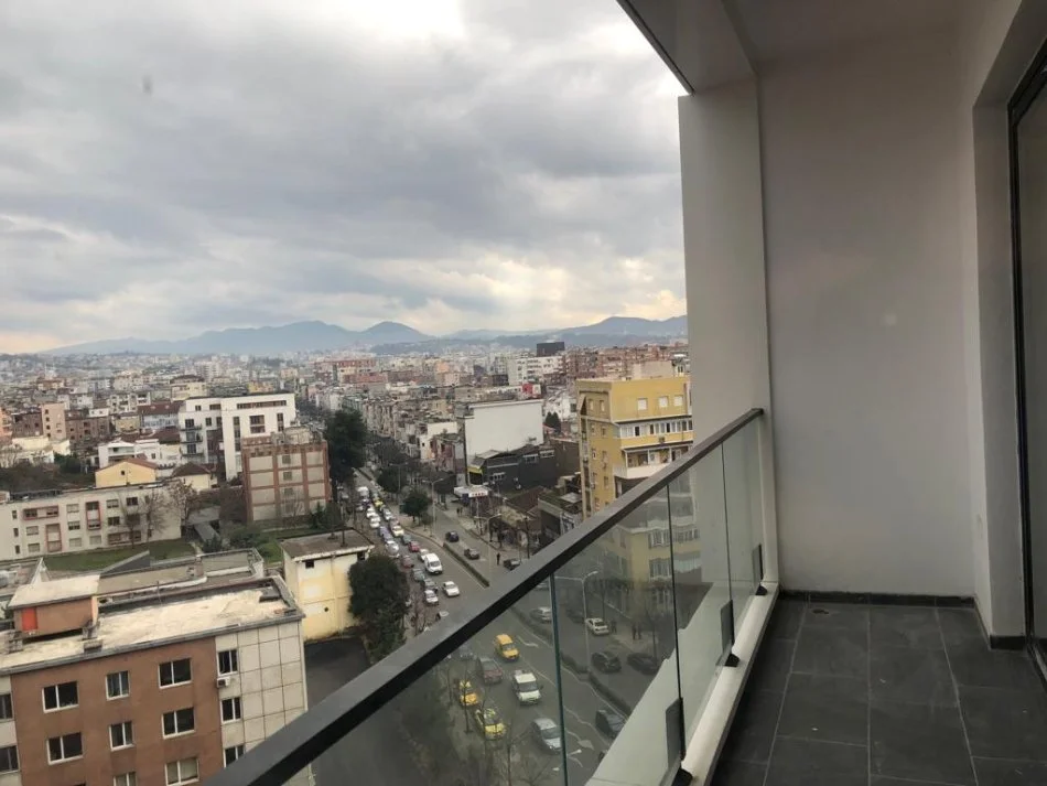 Tirane, jepet me qera apartament 1+1 Kati 6, 63 m² 550 € (Farmacia 10)