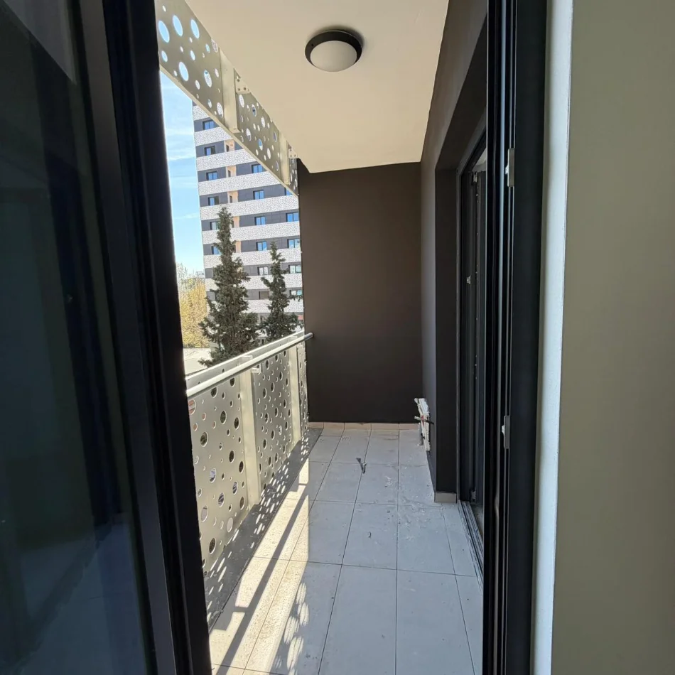 Tirane, shitet apartament 1+1 Kati 3, 71 m² 180.000 € (Corner Residence , Arlis)