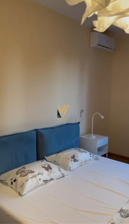 Tirane, shitet apartament 2+1+Ballkon Kati 3, 100 m² 300.000 € (RRUGA E ELBASANIT)