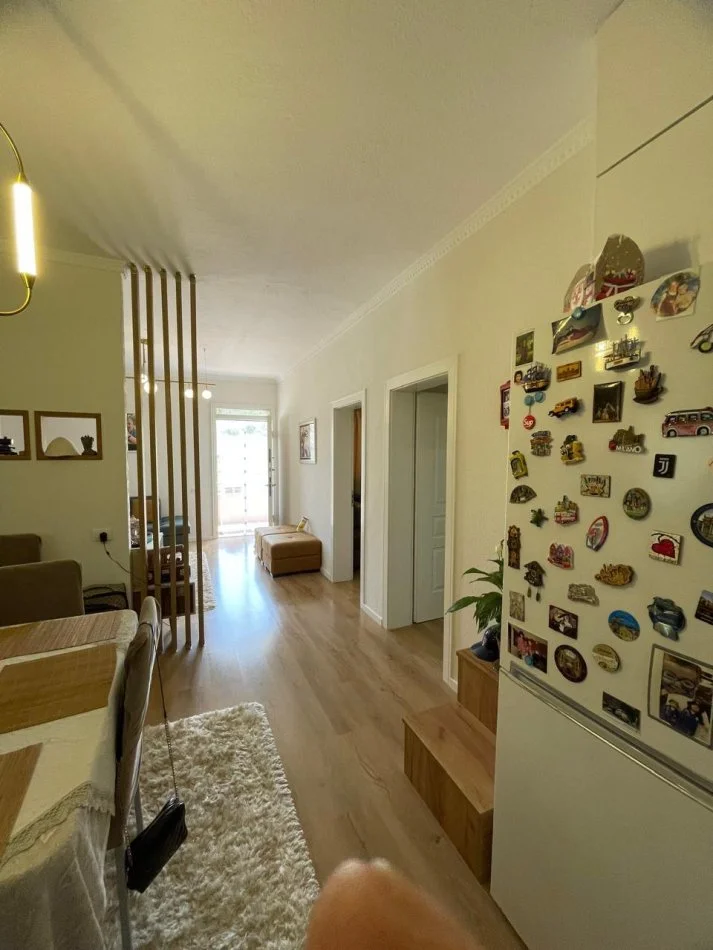 Tirane, shitet shtepi 3 Katshe , 300 m² 350,000 € (shkoze)