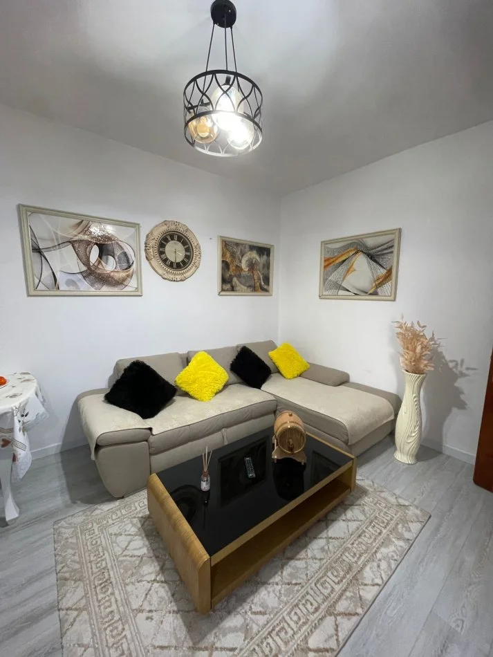 Durres, shitet apartament 2+1+Ballkon Kati 4, 78 m² 85.000 € (Markata Durres)