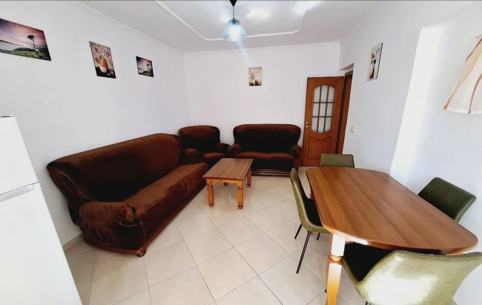Tirane, jepet me qera apartament 2+1 Kati 5, 60 m² 470 € (Sulejman Pashaj)