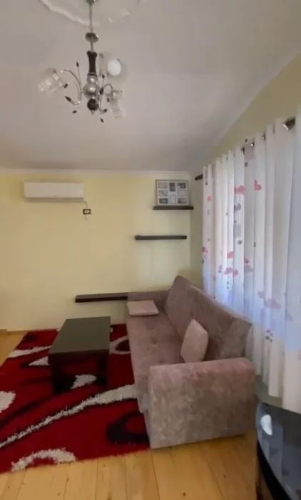 Tirane, jepet me qera shtepi 2+1 Kati 2, 85 m² 500 € (Sofra Ariut, jepet me qera 2+1)