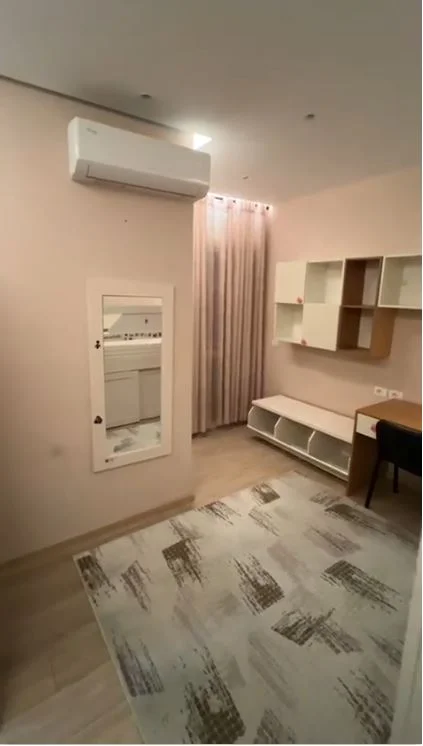 Jepet me qera apartament 2+1+2+ parking ne Astir , 550 Euro