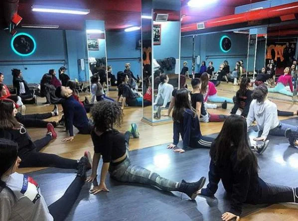 Tirane, ofrojme kurse kercim - dance Kurse Kercimi (Femij, Adoleshent, Te Rritur)