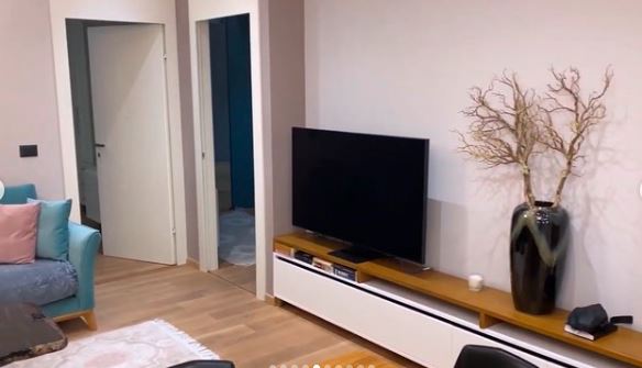 Tirane, shitet apartament 3+1+A+BLK 320.000  (Parku Olimpik)