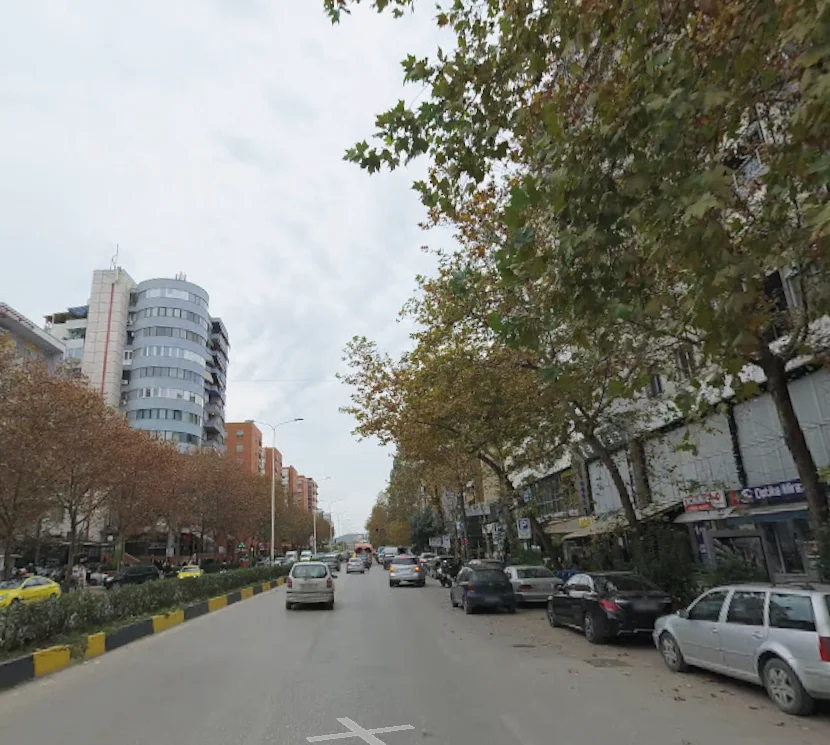 Tirane, shes apartament 1+1+Ballkon Kati 6, 70 m² 165.000 € (Rruga e Kavajes)