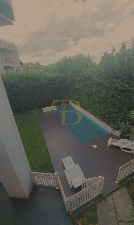 Tirane, jepet me qera Vile 2 Katshe Kati 0, 250 m² 4.200 € (Mjull Bathore.)