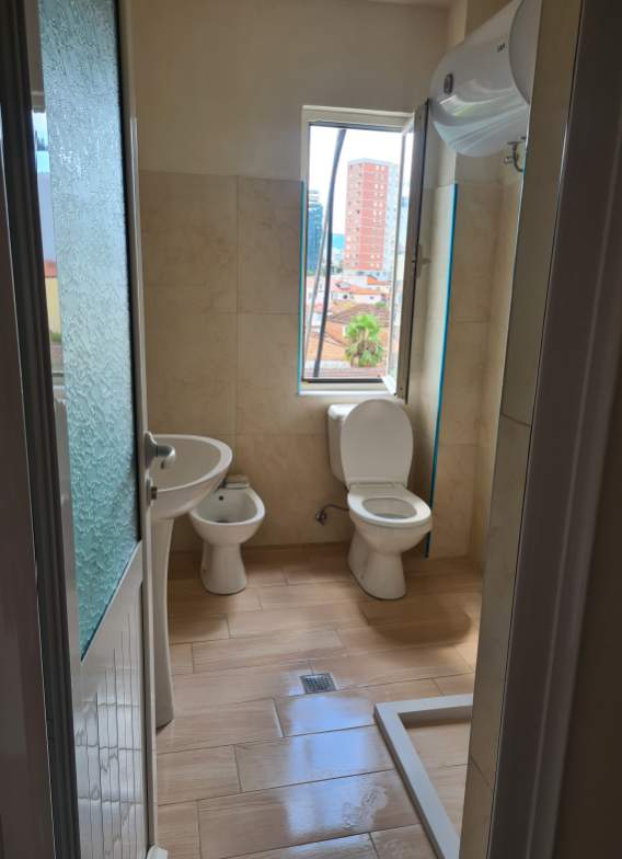 Elbasan, shes apartament 1+1+A+BLK Kati 5, 56 m² 4,500.000 Leke (lagjia QEMAL STAFA)