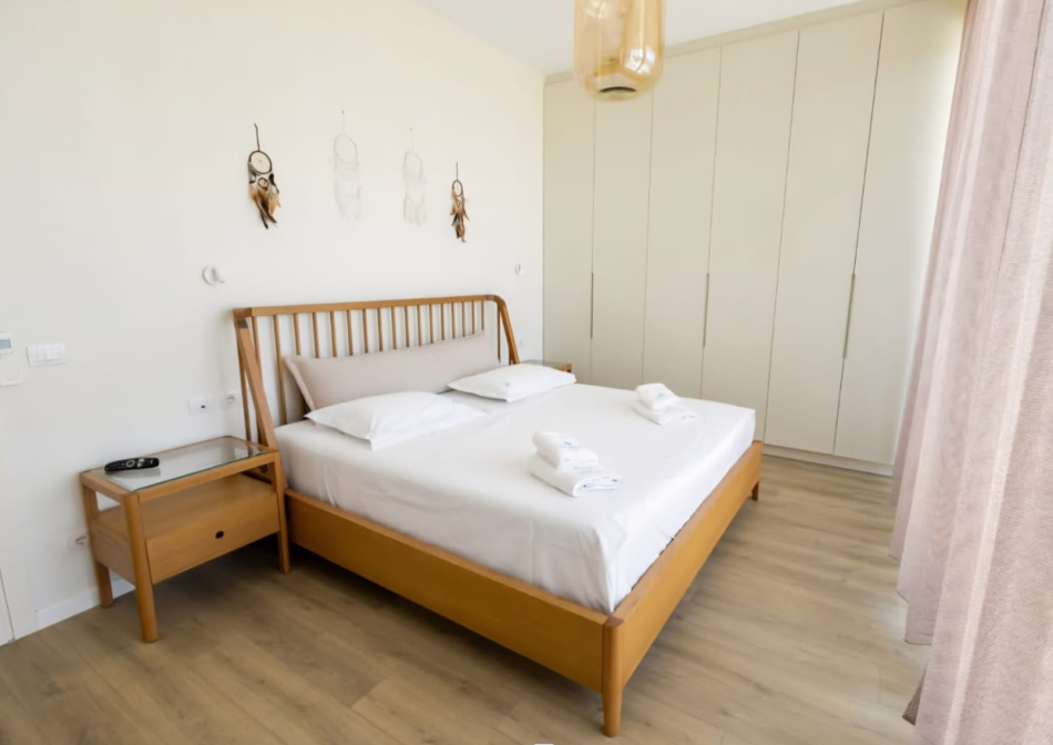 Dhermi - Palase, shes Vile 2+1+Ballkon , 150 m² (Green Coast)