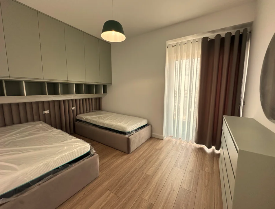 Tirane, shes apartament 2+1+Ballkon Kati 9, 106 m² 240.000 € (Fiori Di Bosco)