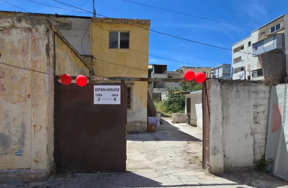 Durres, shes shtepi 4+1+Aneks+Ballkon Kati 1, 131 m² 168.000 € (shoqeria bashkimi)
