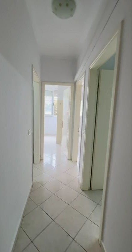 Tirane, jepet me qera zyre , 65 m² 750 € (Rruga Sami Frasheri)