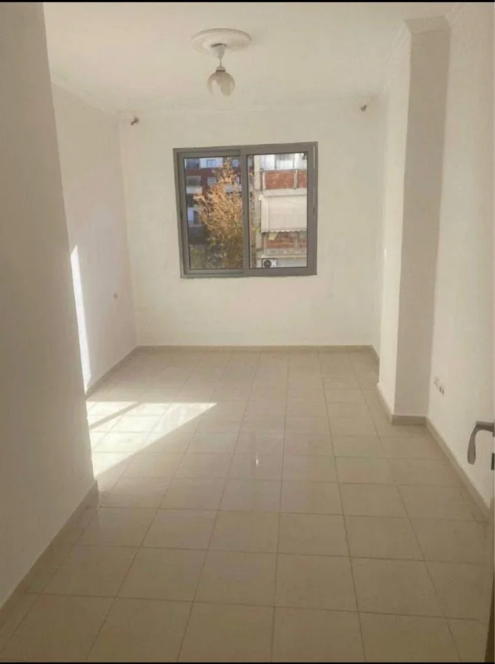 Tirane, shitet apartament 2+1 , 83 m² 85.000 € (Misto Mame)