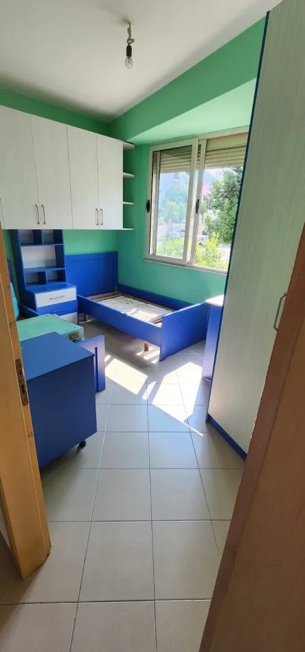 Tirane, shitet apartament 2+1+Ballkon Kati 3, 80 m² 65.000 € 