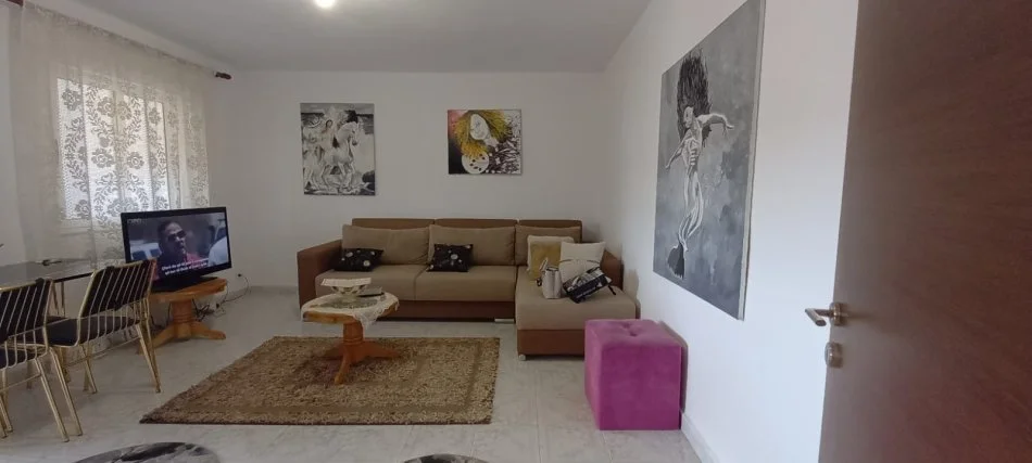 Tirane, shitet apartament 1+1 Kati 5, 56 m² 85.000 € (Ali Dem)