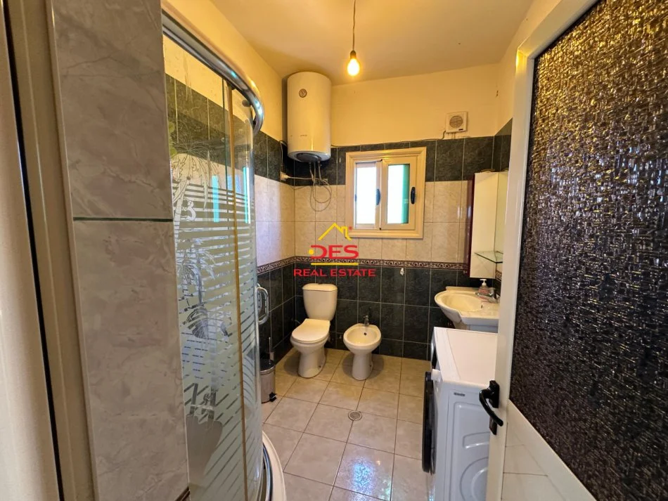 Vlore, jepet me qera shtepi 1+1+Ballkon Kati 2, 70 m² 350 € (Rruga Dervish Hekali)