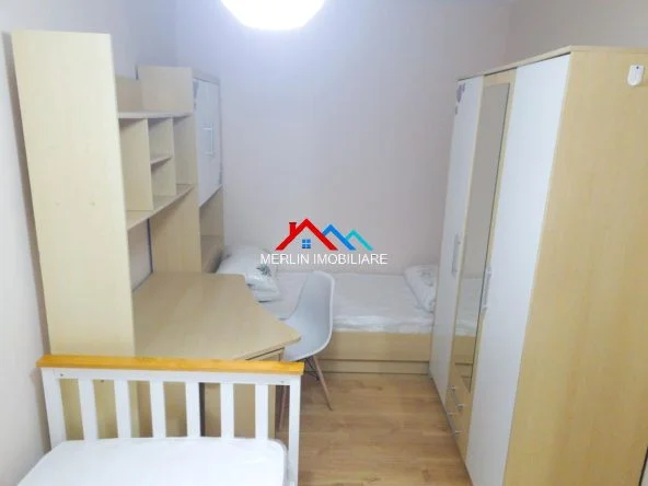 Tirane, jepet me qera apartament 2+1+Ballkon Kati 2, 81 m² 672 € (RRUGA STUDENTI,ISH-FUSHA E AVIACIONIT)