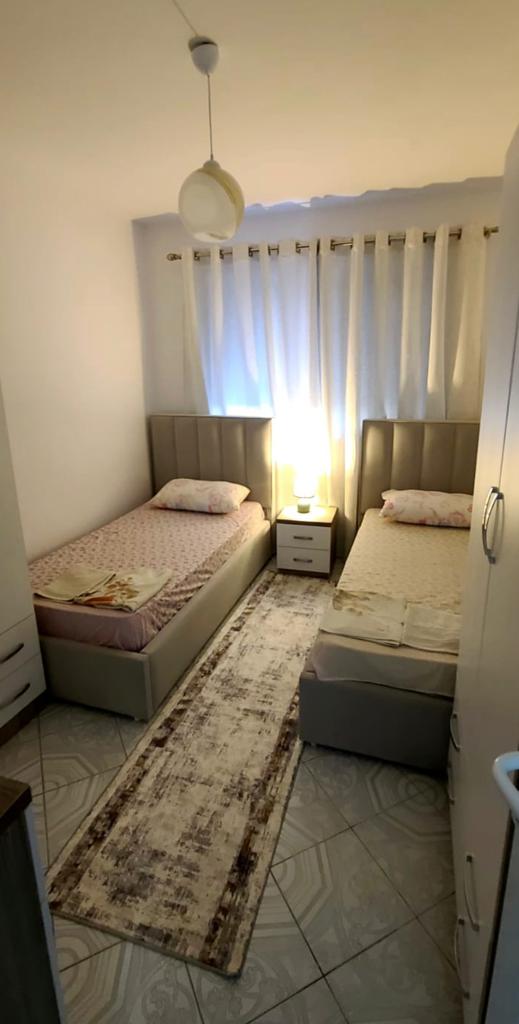 Tirane, jepet me qera apartament 2+1+BLK Kati 2, 65 m² 600 Euro (rruga lidhja e Prizrenit)