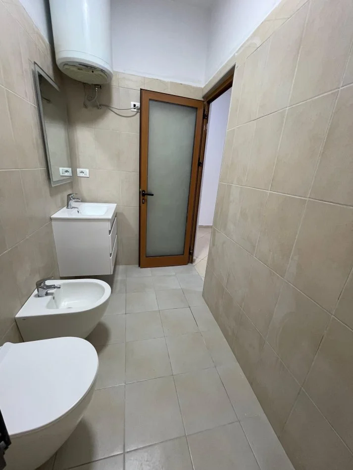 Tirane, shes apartament 1+1+Aneks+Ballkon Kati 3, 77 m² 96.000 € (Don Bosko)