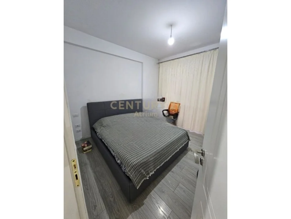 Tirane, shitet apartament 1+1 Kati 1, 77 m² 144.500 € 