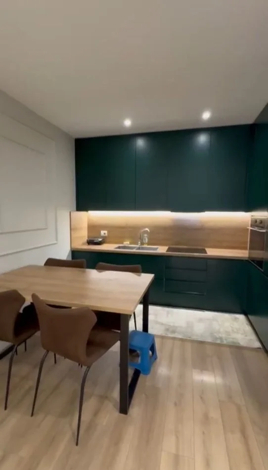 Tirane, shitet apartament 2+1+Ballkon Kati 5, 85 m² 187.000 € (Unaza e re)